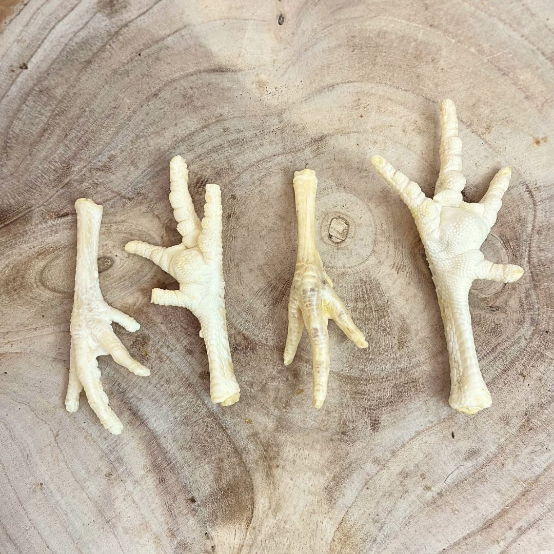 Chicken Feet Puffed 1kg